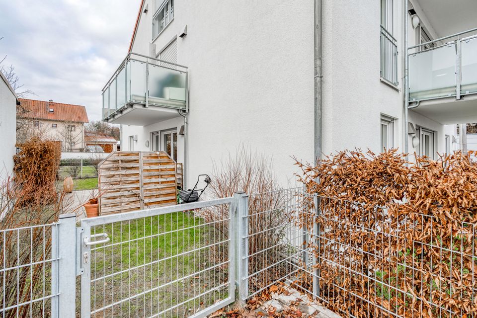 Moderne Erdgeschoss 2-Zi-Whg in top Lage mit Garten und überdachter Terrasse! in Ingolstadt