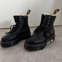 Dr. Martens Jadon Leder Plateaustiefel mit Kunstfellfutter in 39 Münster (Westfalen) - Centrum Vorschau
