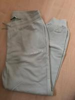 Guess Jogginghose Sweathose lindgrün Gr. XL 44/46 *Neuwertig* Bayern - Sankt Wolfgang Vorschau