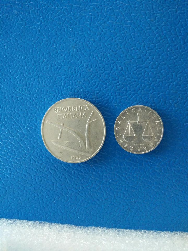 Münze alt - Lira Italien in Bad Dürrheim