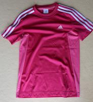 Adidas und Nike Shirt Nordrhein-Westfalen - Menden Vorschau