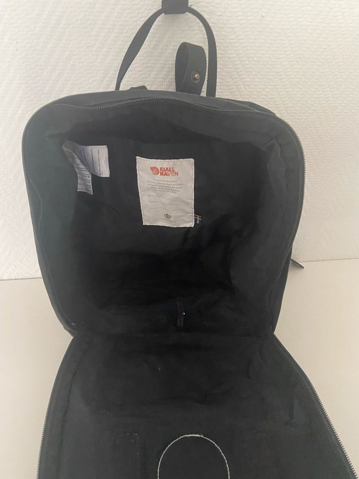 Rucksack Fjällraven Kanken schwarz in Dortmund