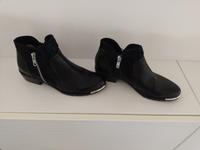 Elegante Damenschuhe / Damenstiefeletten Größe 35,5 Bayern - Neunkirchen am Sand Vorschau
