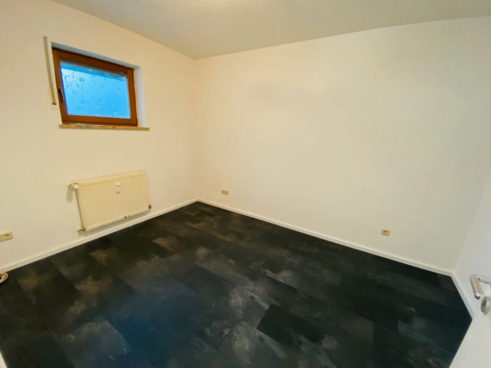 Großzügige, top-gepflegte Erdgeschosswohnung mit Terrasse und Garage in Niederlosheim! in Losheim am See