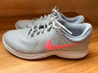 Nike  Gr. 38,5 neu Rheinland-Pfalz - Mainz Vorschau