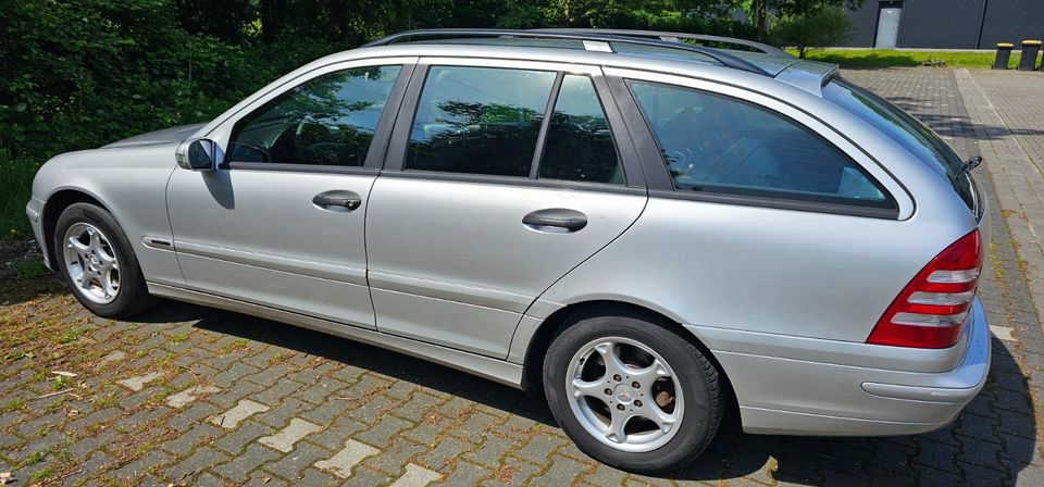 2004 Mercedes-Benz c 200 cdi in Krefeld