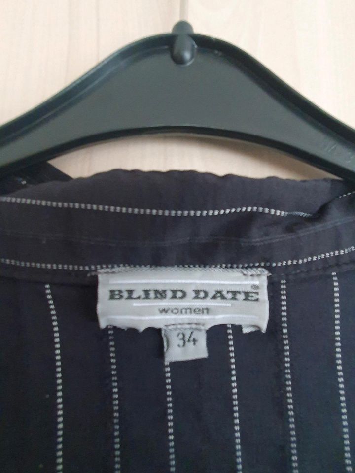Neuwertige Bluse von Blind Date, Gr.34 in Kirchham