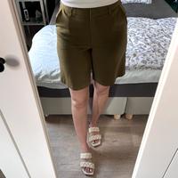 Shorts khaki/olivgrün von NA-KD Hessen - Bad Emstal Vorschau