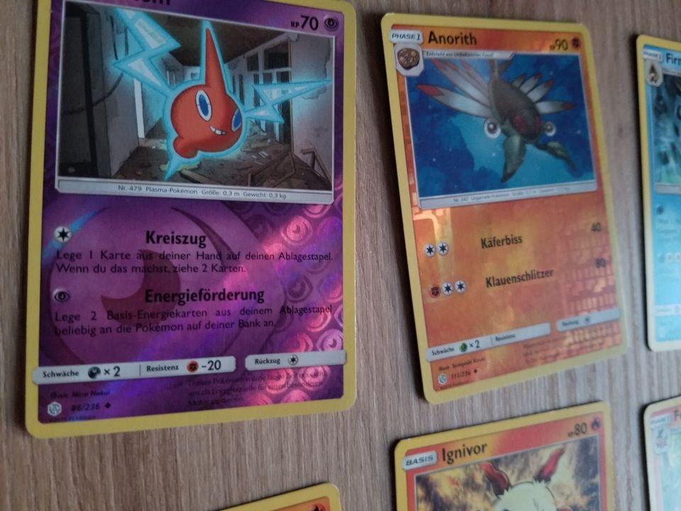 40 Stk. Pokemon deutsch Sammelkarten Sonne&Mond Holo Reverse in Dresden