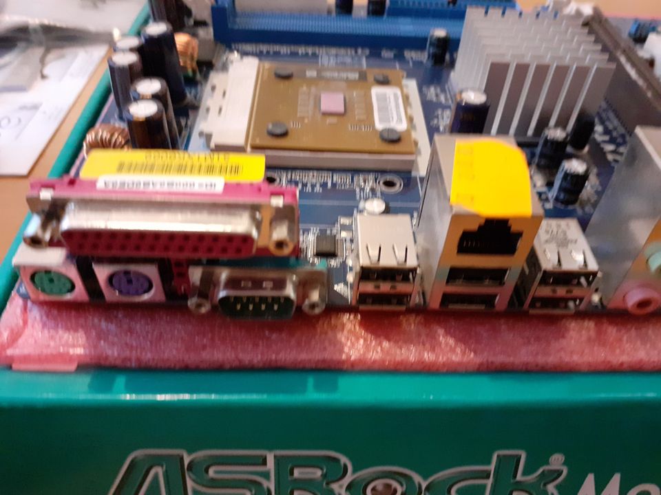 ASRock K7VT4A Pro ATX Sockel A Mainboard +CPU+RAM in Bochum