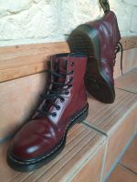 Dr Martens cherry red Gr 39 wie neu Niedersachsen - Landesbergen Vorschau