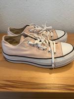 Gebraucht Converse Damen Schuhe in Hell rosa Hessen - Wiesbaden Vorschau