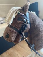 Hobby Horse mit Trense, zügeln, vorderzeug, fliegenohren Hessen - Kefenrod Vorschau