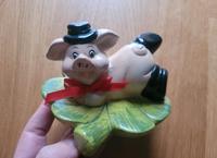 NEU! Ton Glücksbringer Schwein auf Kleeblatt mit Zylinder Bayern - Neuburg a.d. Donau Vorschau