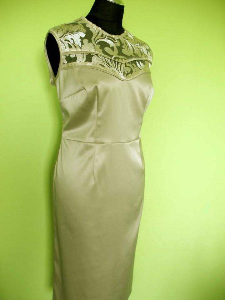 Kleid – für eine Hochzeit – Satin – 46 3xl – Brustumfang 112 cm in Berlin