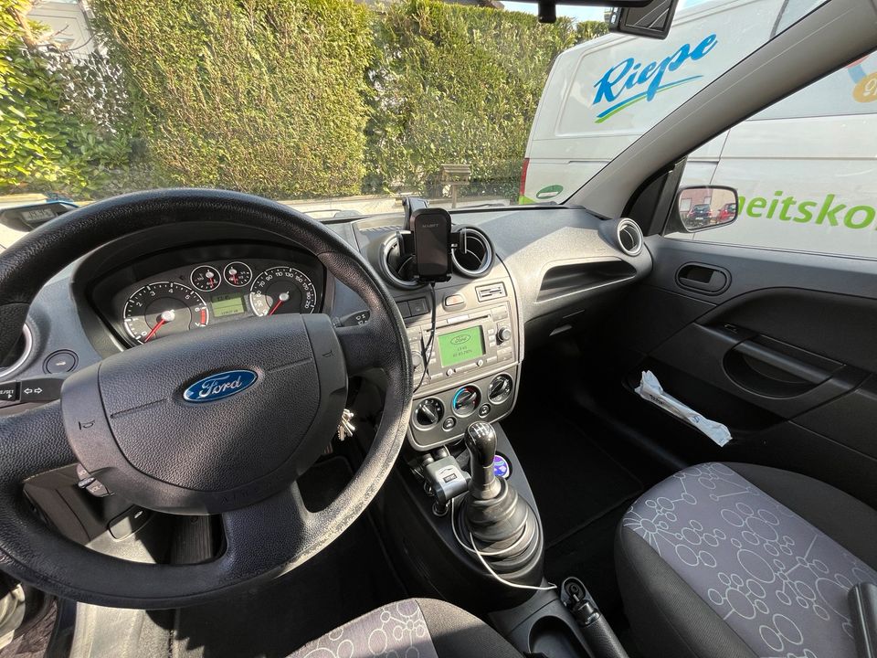 Ford Fiesta 1,3 51 kW Black Magic in Hagen
