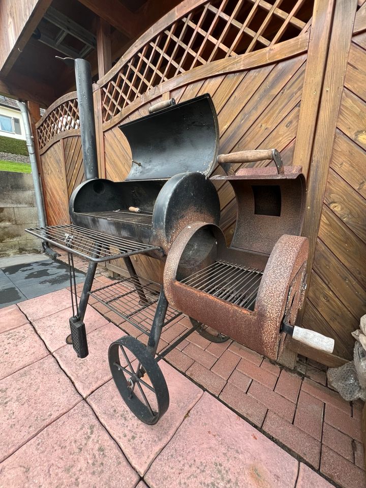 Farmer Grill Smoker BBQ in Engelskirchen