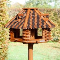 Riesengroßes VOSS.garden Vogelhaus "Herbstlaub" aus Holz mit massivem Ständer - Gesamthöhe 1,45m! Nordfriesland - Viöl Vorschau