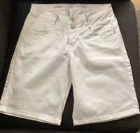 QS by S.Oliver Jeans Bermuda / Shorts weiß Gr. 36 Abby Bayern - Unterleinleiter Vorschau