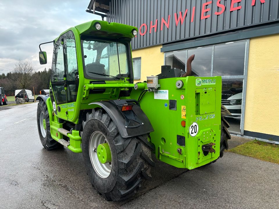 Merlo 55.9 Teleskoplader 9m Höhe u 5,5t Hubkraft 40km/h in Freilassing