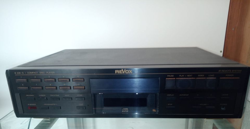 REVOX B 226-S CD-Player Compact Disc Player in Frankfurt am Main