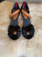 Tommy Hilfiger Damen Schuhe / Sandalen 36-37 Dithmarschen - Marne Vorschau