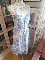 Sommer Kleid Trägerkleid midi Leinen M 38 H&M gemustert geknöpft Bayern - Bodenkirchen Vorschau