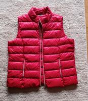 Rote Weste Kleidung Anziehsachen Jacke Stepp Nordrhein-Westfalen - Langenfeld Vorschau
