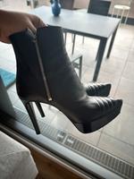 Prada Stiefel GR. 39 Baden-Württemberg - Lörrach Vorschau