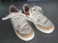 Sneakers/Schuhe weiß/beige Gr. 35 "Strad Varius" Nordrhein-Westfalen - Coesfeld Vorschau