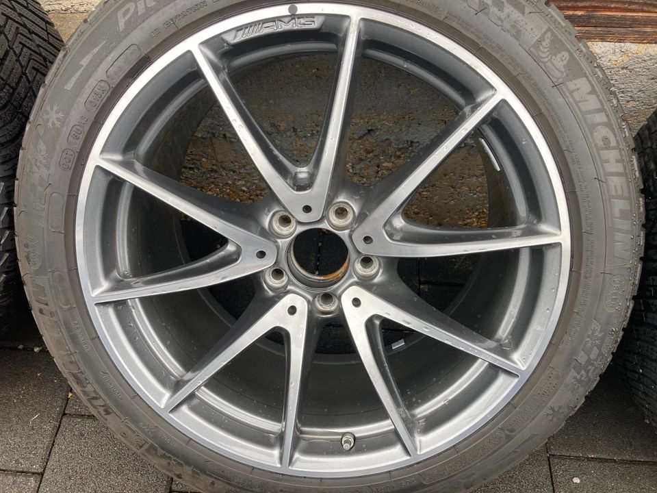 Original Mercedes E63 AMG 19" Alu-Wintersatz A2134012600 in Deizisau 