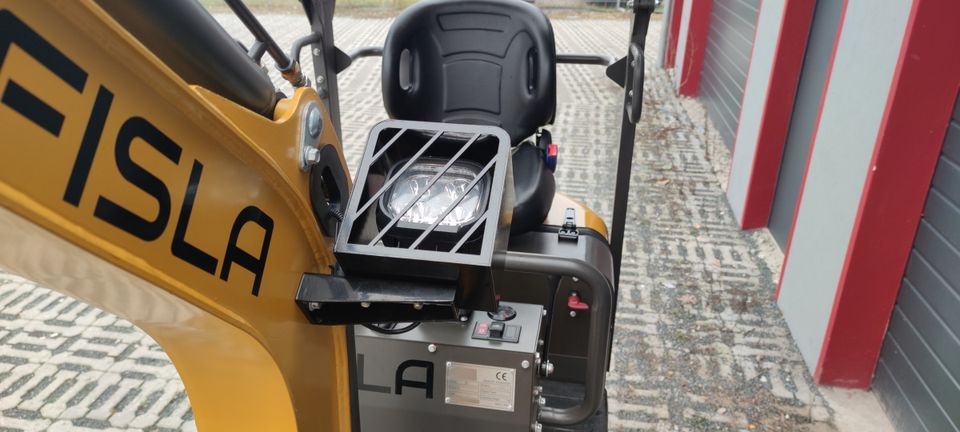 Minibagger Fisla F12+ YANMAR 3TNV70, hydr. verstellbares Fahrwerk in Winsen (Luhe)