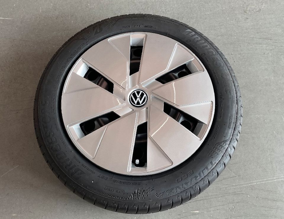 Sommerreifen mit Stahlfelge Bridgestone 215/55 R18 95T für VW ID3 in Clausthal-Zellerfeld