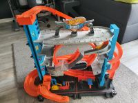 Hot Wheels FTB69 City Ultimative Parkgarage mit Hai Nordrhein-Westfalen - Witten Vorschau