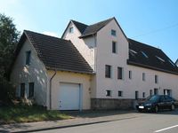 Ein-Zweifamilienhaus mit großem Garten und Baugrundstück in Wolfhagen-Bründersen Hessen - Wolfhagen  Vorschau