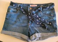 Hot Pants Jeans mit Schalgürtel Größe 164 Sachsen - Glauchau Vorschau