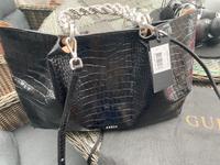 Guess Luxus Shopper Tasche HWAIDCL 1476 Black NP. 482 € Nordrhein-Westfalen - Marl Vorschau