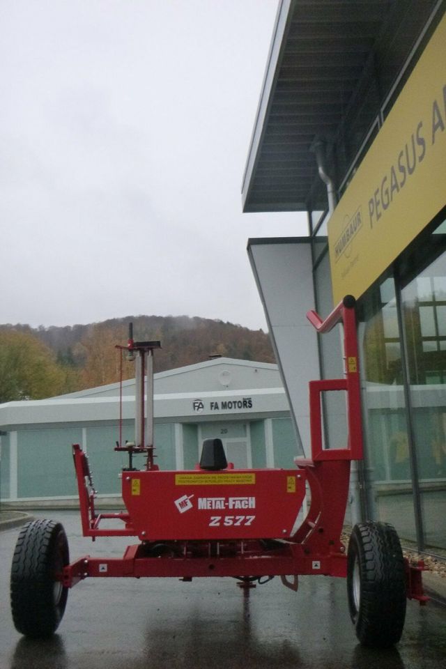 Metal-Fach Z577 Ballenwickler NEU Automatische Beladung in Gevelsberg