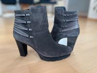 Stiefelette Plateau Gr, 6 1/2 anthrazit High Heel Paul Green Baden-Württemberg - Endingen Vorschau