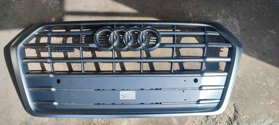 Kühlergrill Audi Q5 Frontgrill 803 853 651 C in Hannover