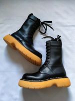 Bottega Veneta Bounce Boot Stiefel Leder Größe 39 NEU Nordrhein-Westfalen - Stolberg (Rhld) Vorschau