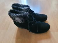 Neuw. Stiefeletten Gr. 38, mit Luftolster, TOP Zustand Bayern - Schwabach Vorschau