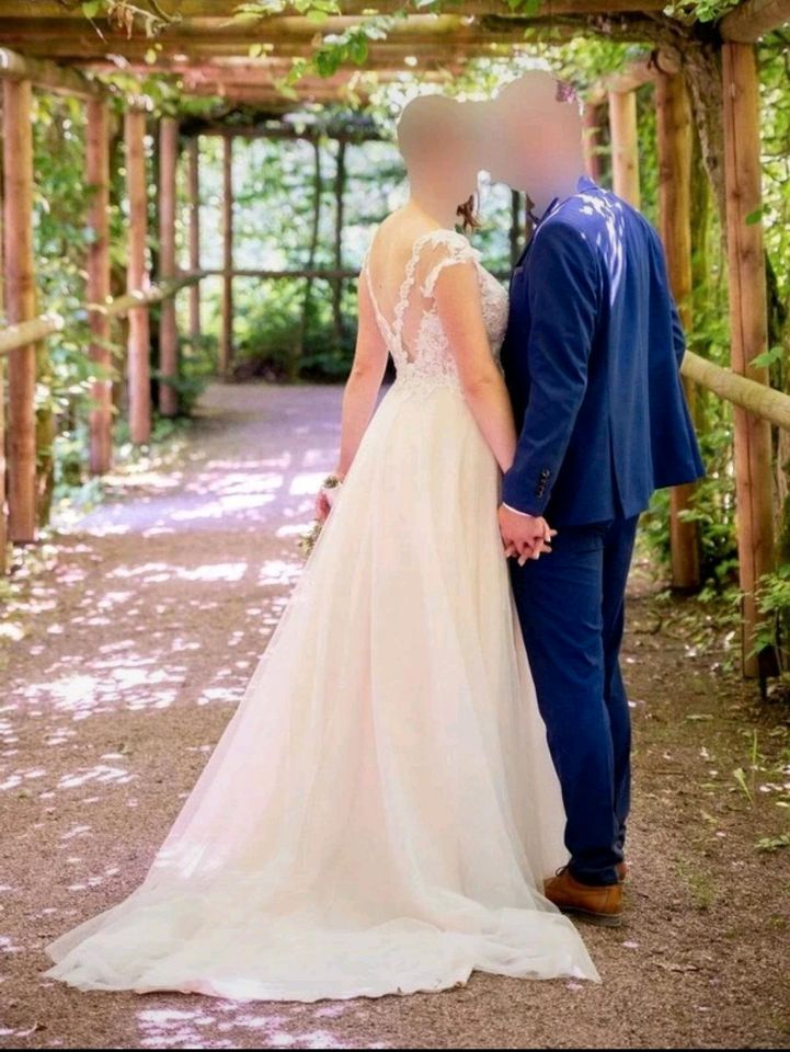 Hochzeitskleid, Brautkleid, Traumkleid, Umstandsbrautkleid in Gera