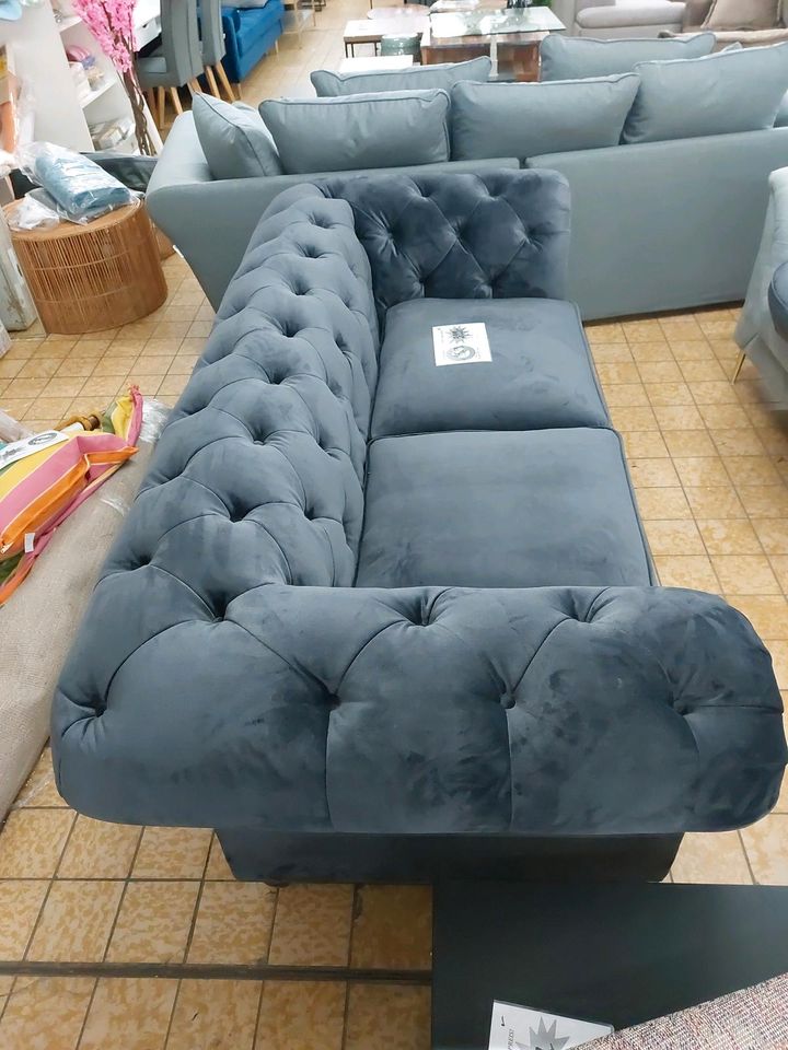 Sofa Couch Chesterfield Polster Möbel UVP 1589€ in Herbstein