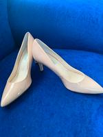 Neue spanisches Designer Paco Gil Pumps Hessen - Nidda Vorschau
