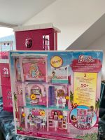 Barbie Traumvilla mit rosa Barbieauto und vielen Extras Baden-Württemberg - Gäufelden Vorschau