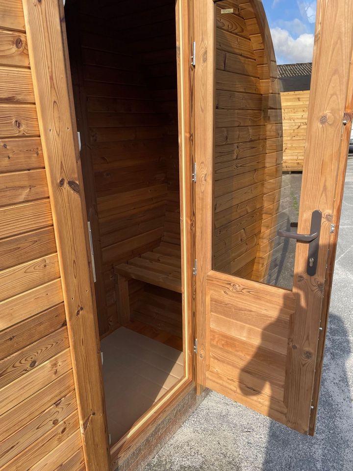 Sauna mit Vorraum Thermoholz Panoramascheibe in Wandlitz