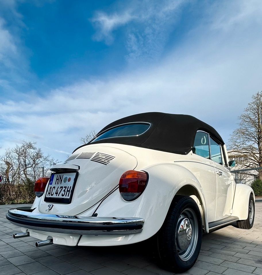 Oldtimer zum Mieten Käfer Cabrio 1303 Hellelfenbein in Schwaigern