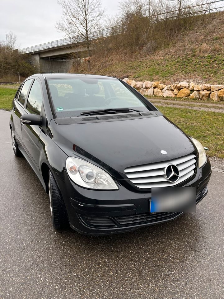 Mercedes B 180 CDI in Linkenheim-Hochstetten