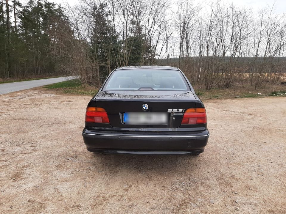 BMW 523i e39 mit Gasanlage in Roding